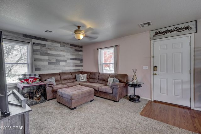 2212 Kentucky Avenue, Joplin, MO 64804