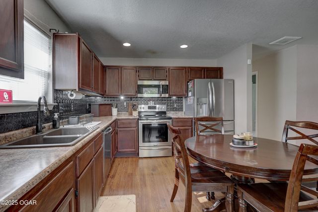 2212 Kentucky Avenue, Joplin, MO 64804