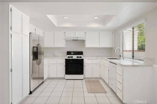 711 Santa Rosa Court, San Dimas, CA 91773