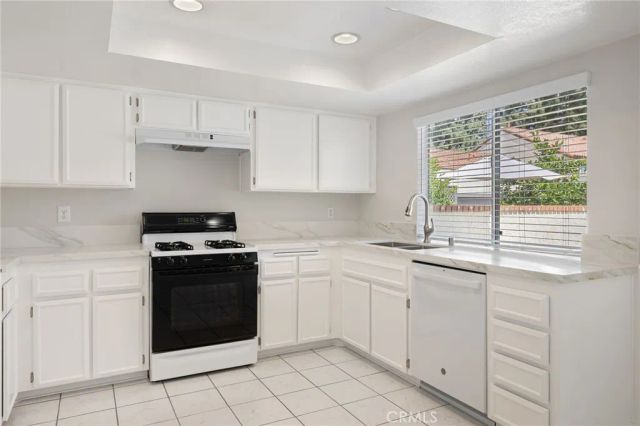 711 Santa Rosa Court, San Dimas, CA 91773
