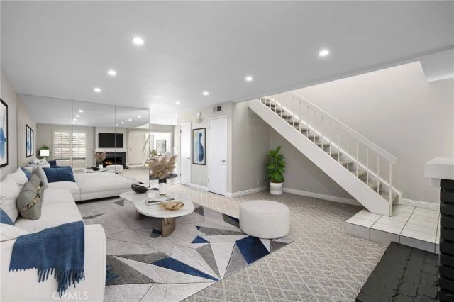 711 Santa Rosa Court, San Dimas, CA 91773