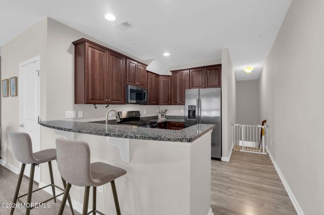 14 Kyle Drive, Tinton Falls, NJ 07712