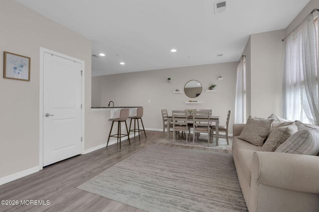 14 Kyle Drive, Tinton Falls, NJ 07712