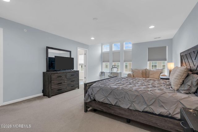 14 Kyle Drive, Tinton Falls, NJ 07712