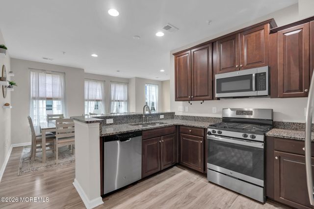 14 Kyle Drive, Tinton Falls, NJ 07712