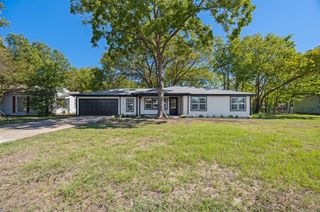 718 N Union Street, Whitesboro, TX 76273