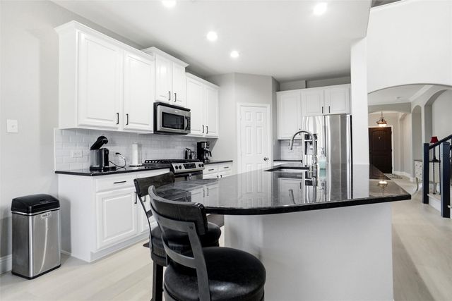 4137 Lampton Court, Fort Worth, TX 76262