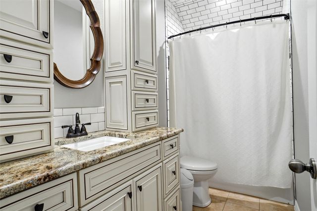 4137 Lampton Court, Fort Worth, TX 76262