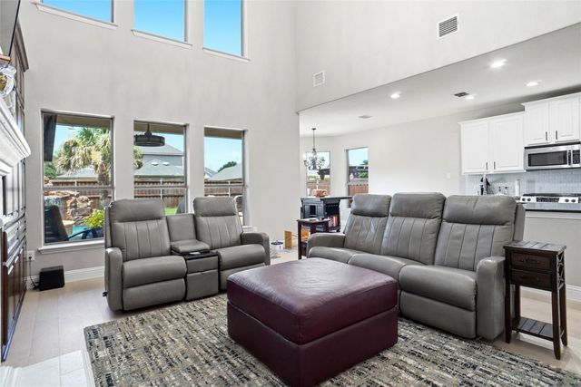 4137 Lampton Court, Fort Worth, TX 76262