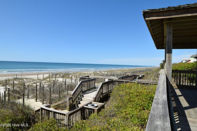 9201 Coast Guard Road H204, Emerald Isle, NC 28594