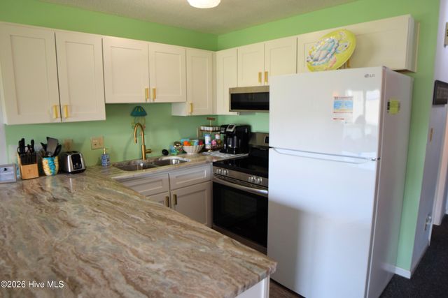 9201 Coast Guard Road H204, Emerald Isle, NC 28594