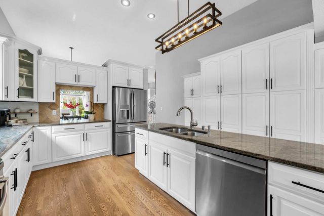 S83W24455 Artesian AVENUE, Mukwonago, WI 53149