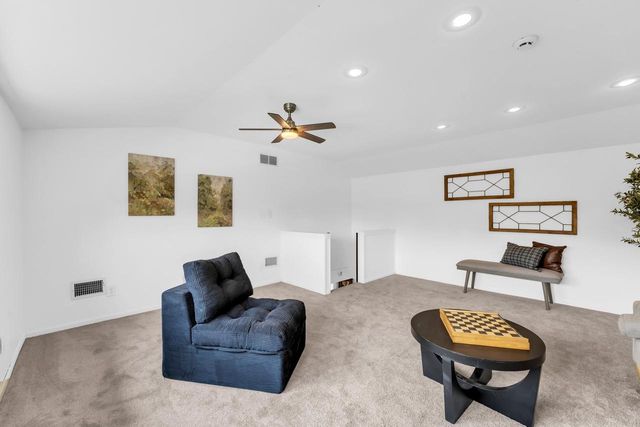 S83W24455 Artesian AVENUE, Mukwonago, WI 53149