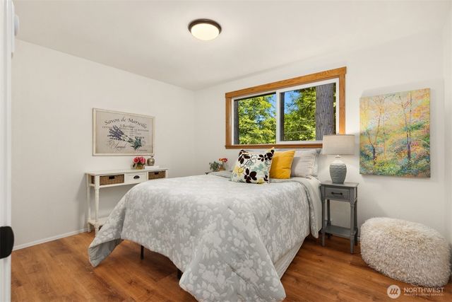 12249 N Madison Avenue NE, Bainbridge Island, WA 98110