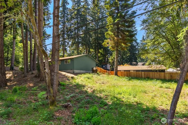 12249 N Madison Avenue NE, Bainbridge Island, WA 98110
