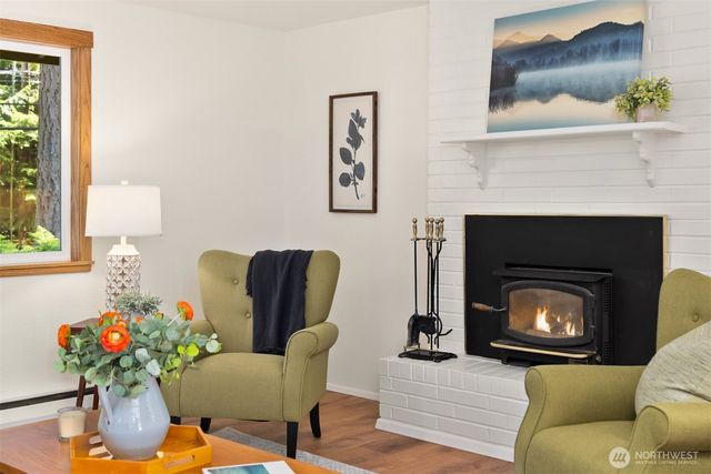 12249 N Madison Avenue NE, Bainbridge Island, WA 98110