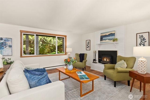 12249 N Madison Avenue NE, Bainbridge Island, WA 98110
