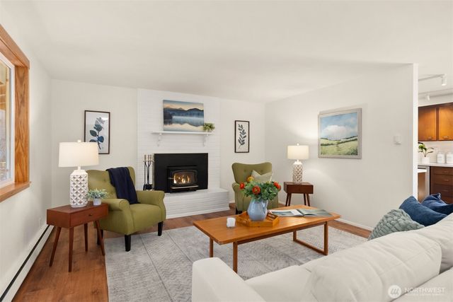 12249 N Madison Avenue NE, Bainbridge Island, WA 98110