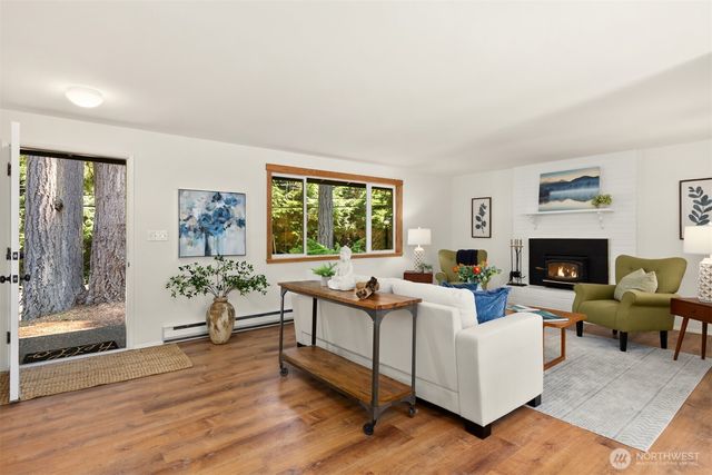 12249 N Madison Avenue NE, Bainbridge Island, WA 98110