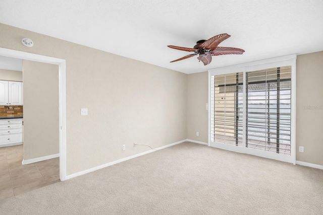 6105 BAHIA DEL MAR CIRCLE 384, St Petersburg, FL 33715