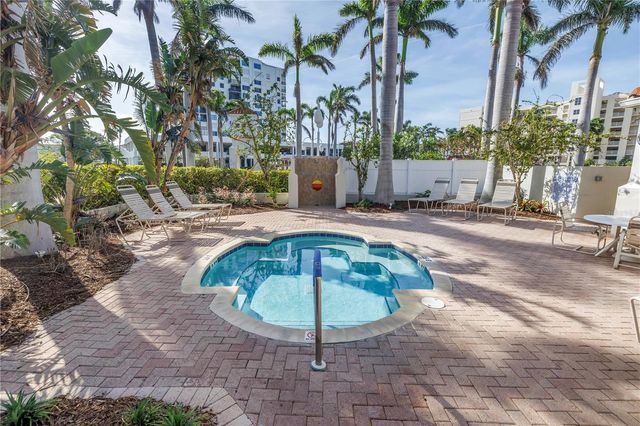 6105 BAHIA DEL MAR CIRCLE 384, St Petersburg, FL 33715