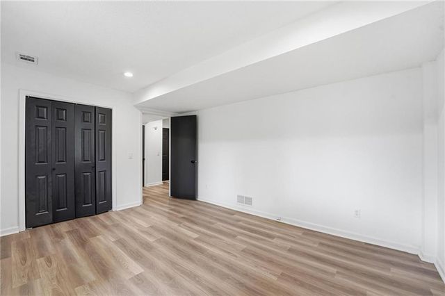 1226 E Jamestown Drive, Olathe, KS 66062