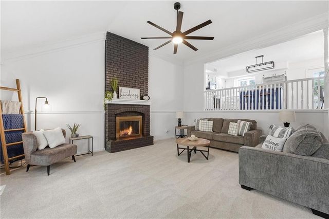 1226 E Jamestown Drive, Olathe, KS 66062