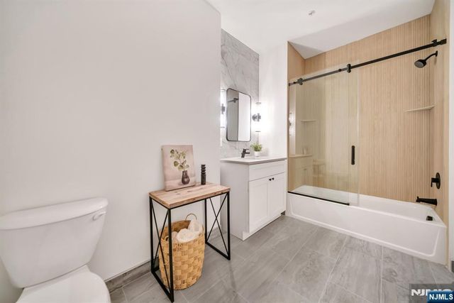 104 Encampment, Montville Township, NJ 07082