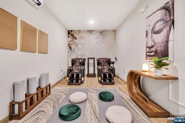 104 Encampment, Montville Township, NJ 07082