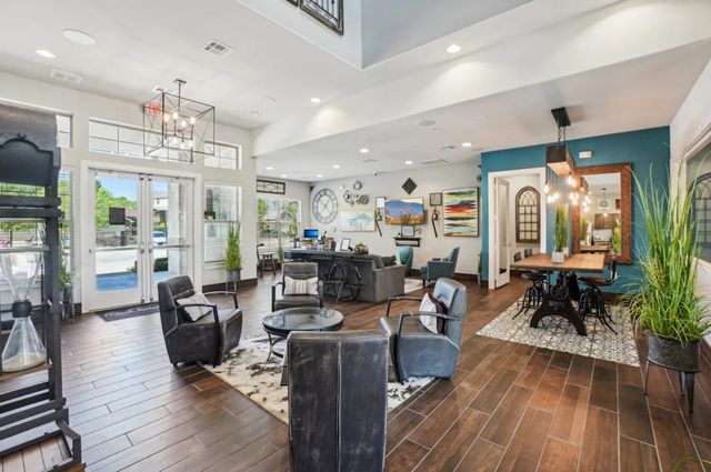8200 Clarksprings Drive 2, Dallas, TX 75236