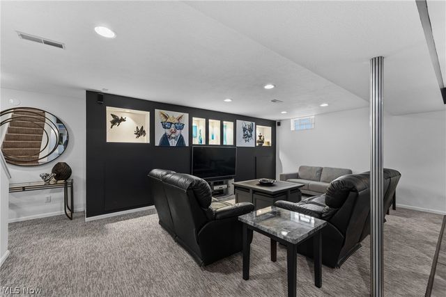 4448 Red Panda Circle NW, Massillon, OH 44646
