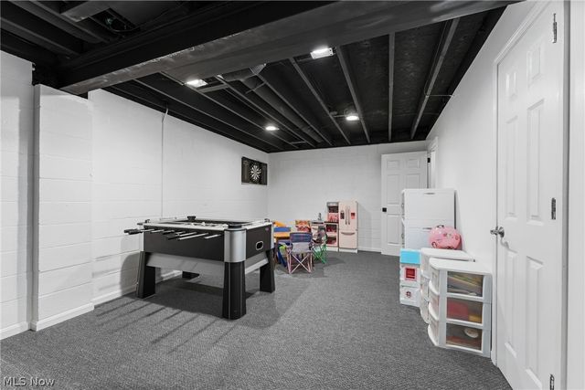 4448 Red Panda Circle NW, Massillon, OH 44646