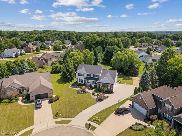 4448 Red Panda Circle NW, Massillon, OH 44646