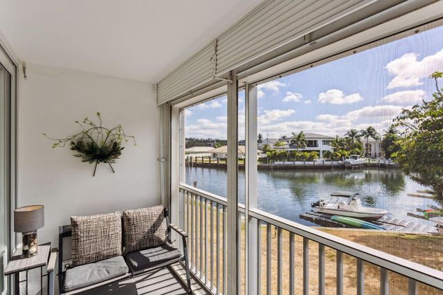 698 NE Spanish River Boulevard 24, Boca Raton, FL 33431