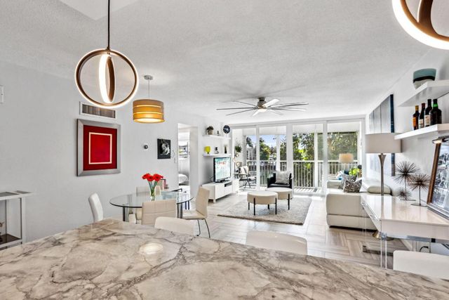 698 NE Spanish River Boulevard 24, Boca Raton, FL 33431