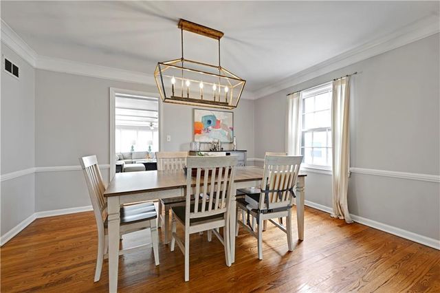 408 E 73rd Terrace, Kansas City, MO 64131