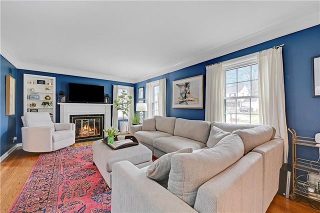 408 E 73rd Terrace, Kansas City, MO 64131