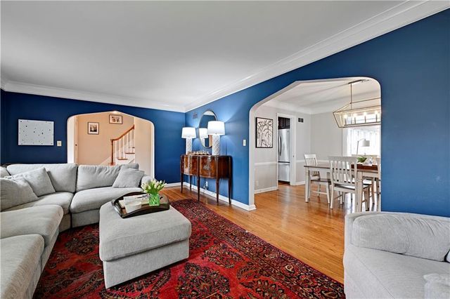 408 E 73rd Terrace, Kansas City, MO 64131