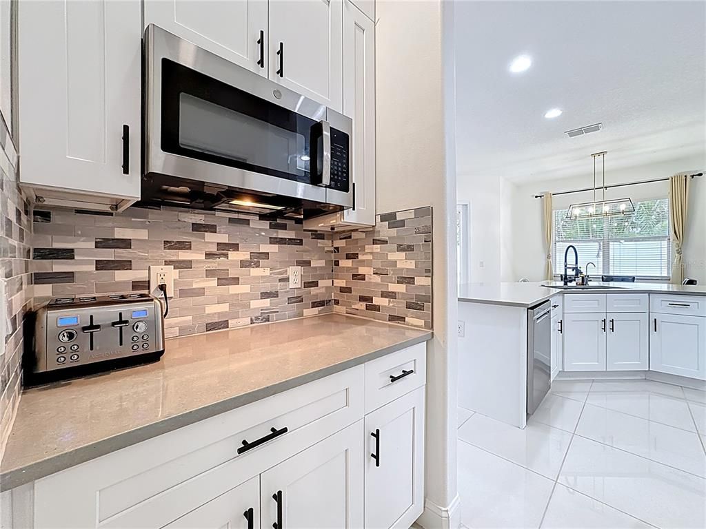 Image 10 of property listing at 4837 INDIAN DEER ROAD, Windermere, FL 34786