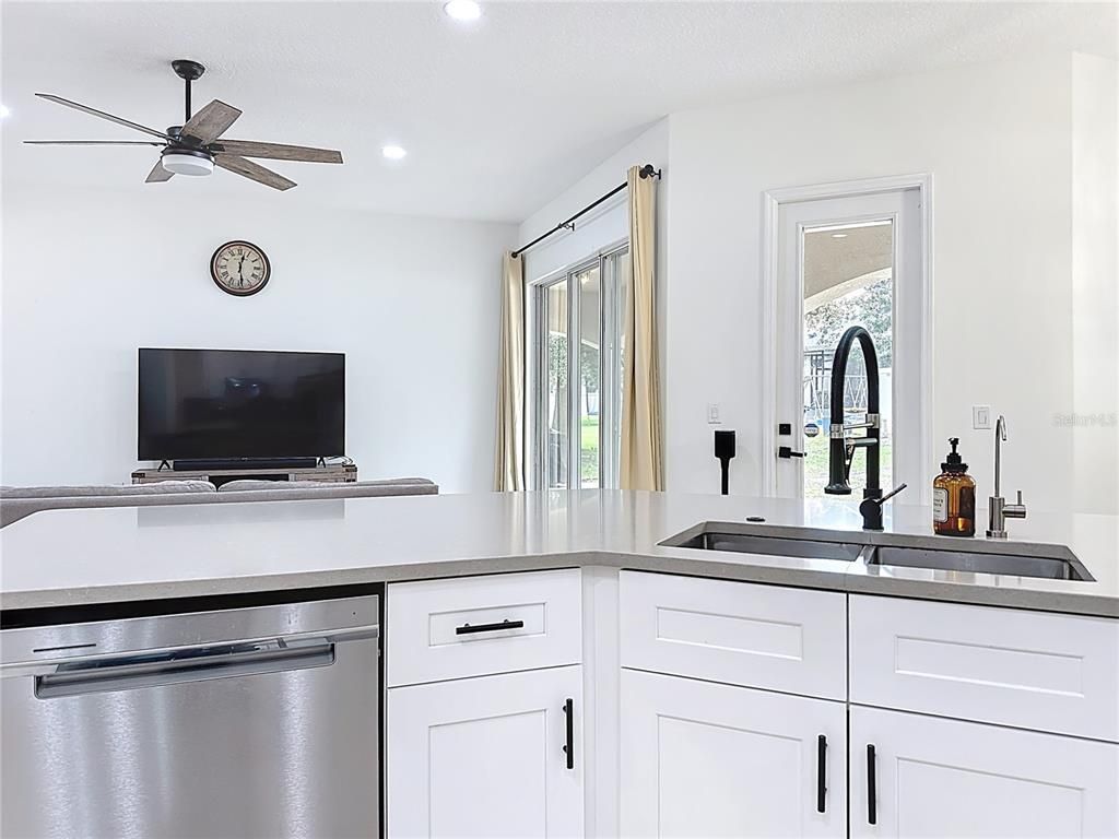 Image 13 of property listing at 4837 INDIAN DEER ROAD, Windermere, FL 34786