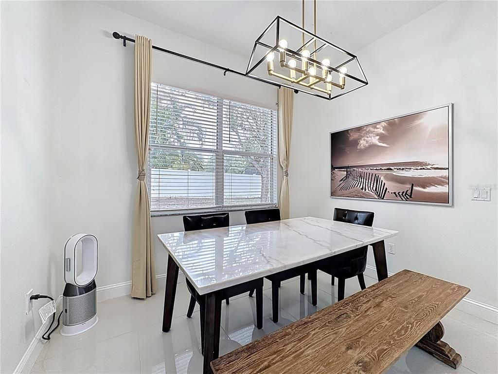 Image 16 of property listing at 4837 INDIAN DEER ROAD, Windermere, FL 34786