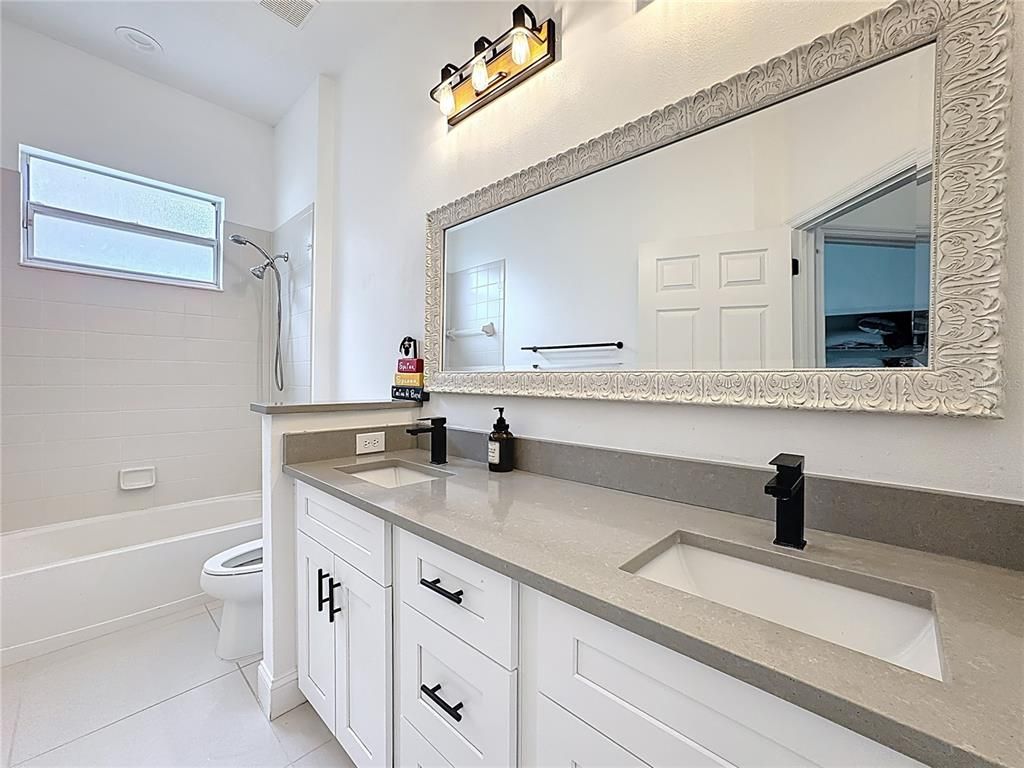 Image 40 of property listing at 4837 INDIAN DEER ROAD, Windermere, FL 34786