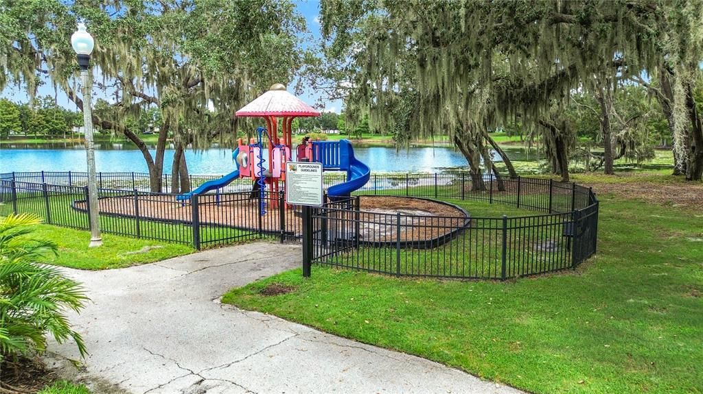 Image 61 of property listing at 4837 INDIAN DEER ROAD, Windermere, FL 34786