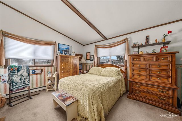 450 W Market Street, Somonauk, IL 60552