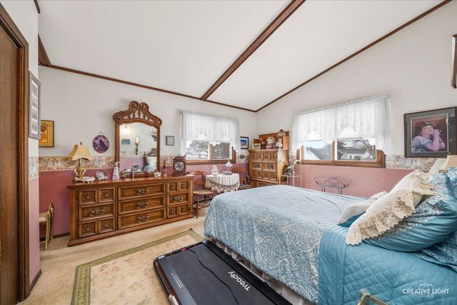 450 W Market Street, Somonauk, IL 60552