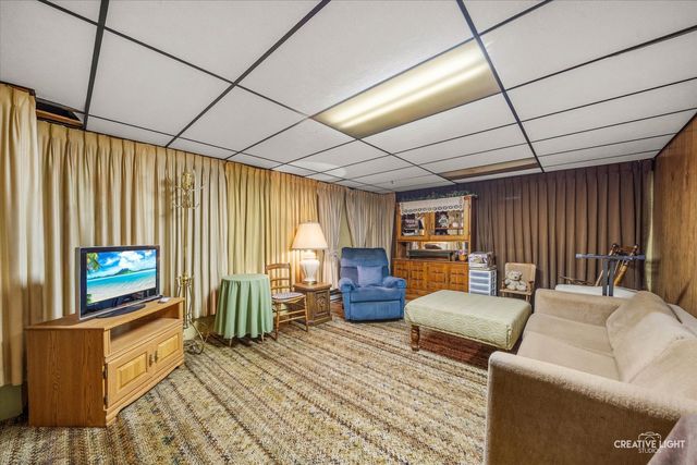 450 W Market Street, Somonauk, IL 60552