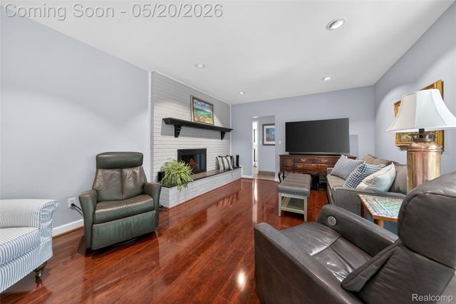 3717 Tyrconnel Court, West Bloomfield Charter Township, MI 48323