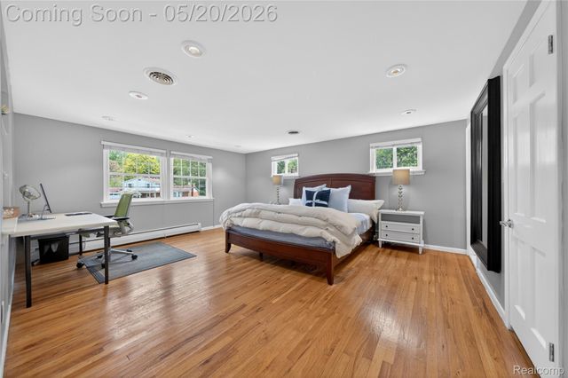 3717 Tyrconnel Court, West Bloomfield Charter Township, MI 48323