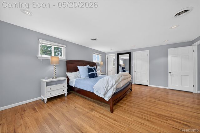 3717 Tyrconnel Court, West Bloomfield Charter Township, MI 48323