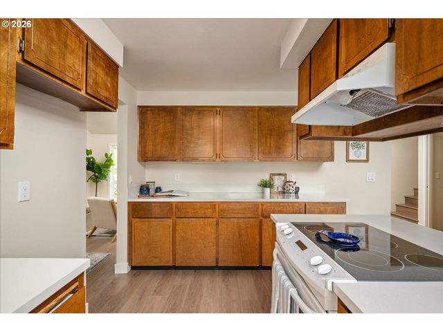 4146 Ne MEADOW Ln, Hillsboro, OR 97124